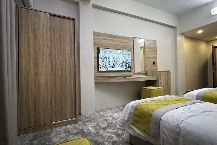 Room 8 of 64