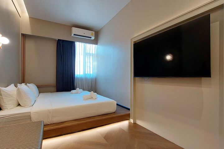 Room 60 of 96