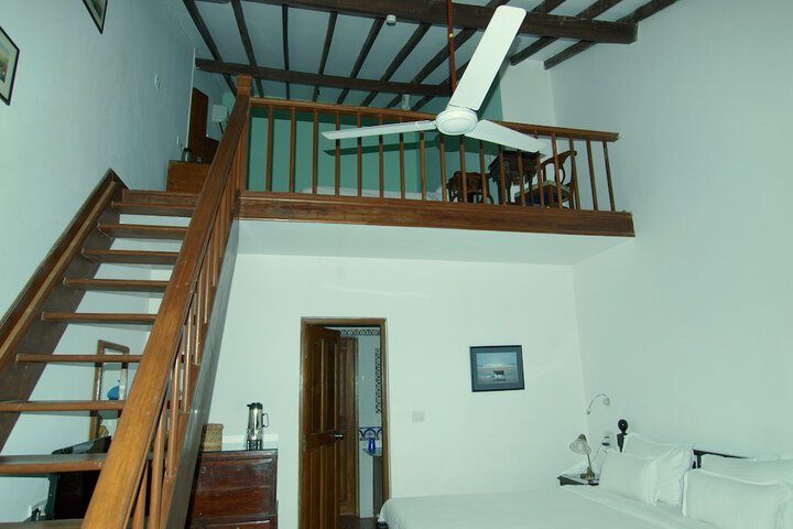 Room 7 of 162