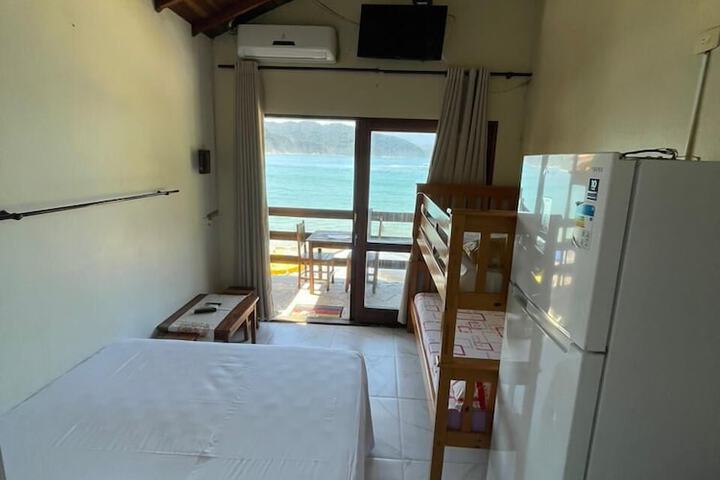 Room 17 of 42