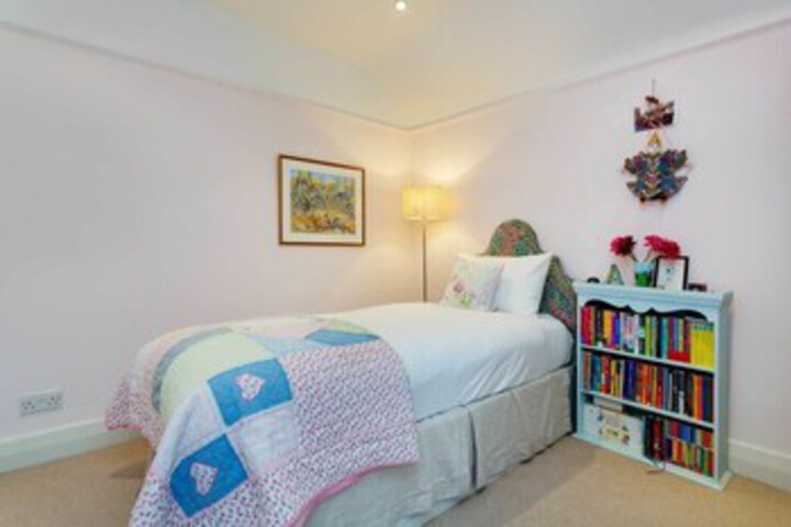 Room 20 of 31