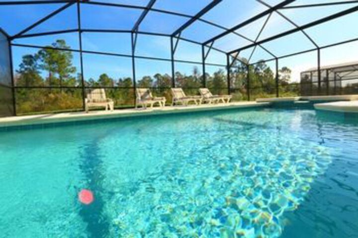 Pool 33 of 41
