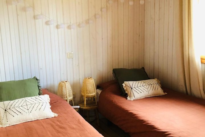 Room 4 of 60