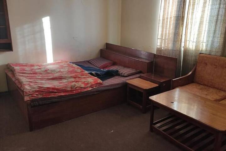 Room 3 of 23