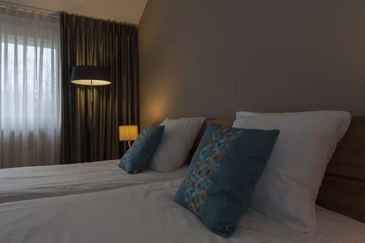 Room 5 of 38