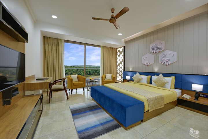 Room 6 of 31