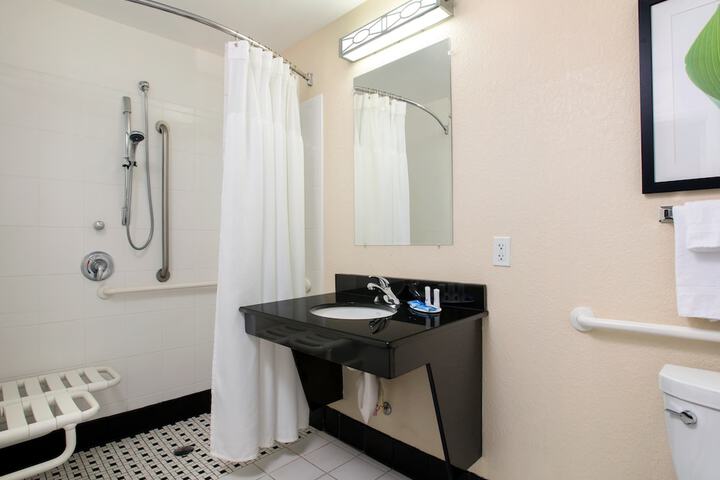 Bathroom shower