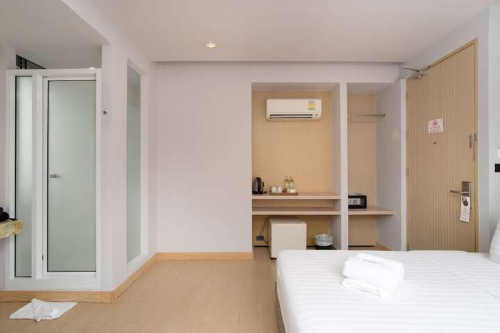 Room 22 of 74