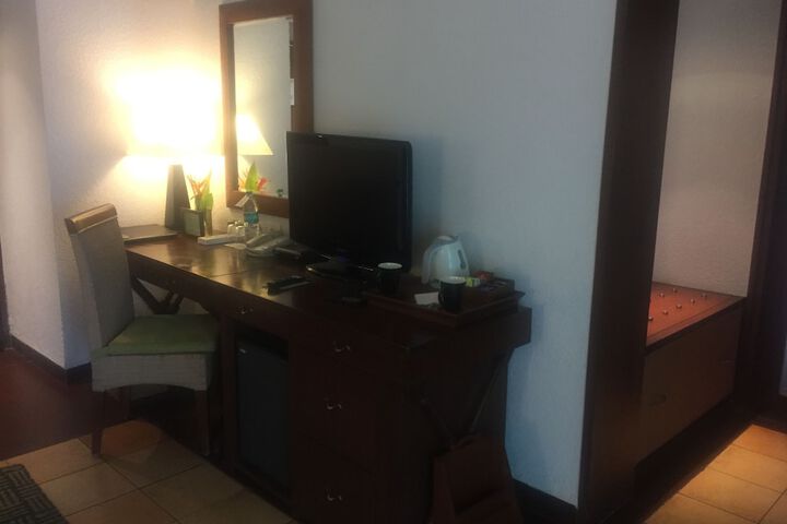 Room 13 of 75