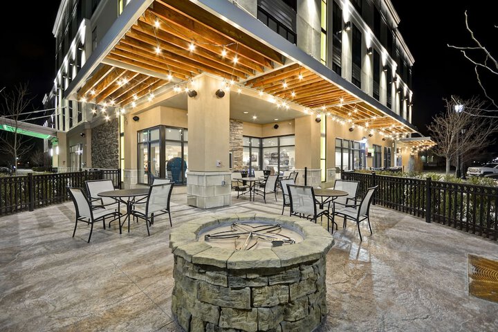 Terrace/Patio 38 of 41