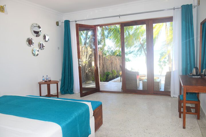 Room 10 of 85
