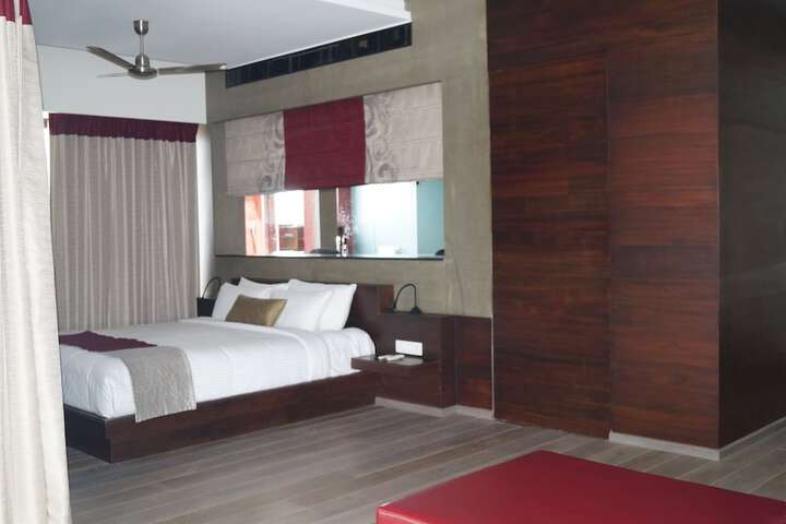 Room 7 of 54