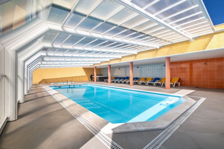 Pool 34 of 51