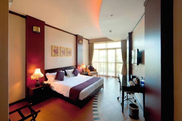 Room 25 of 59