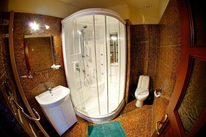 Clean Restrooms