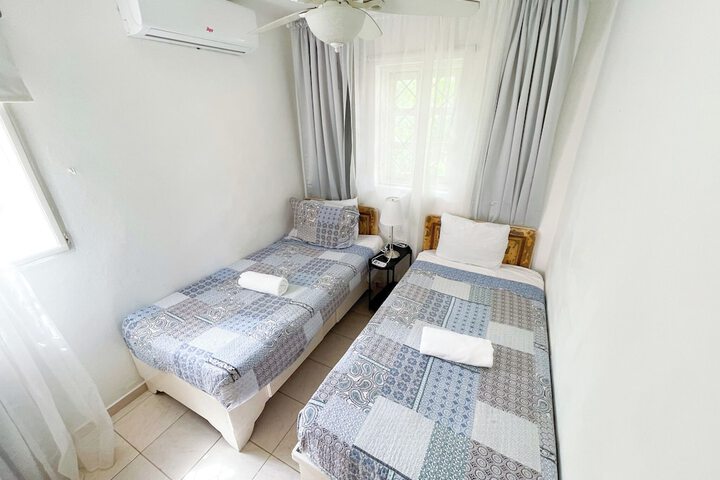 Room 54 of 267