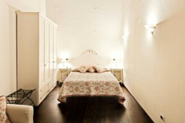 Room 13 of 14
