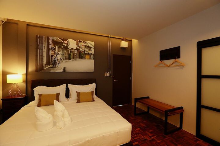 Room 8 of 39