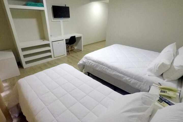 Room 12 of 29