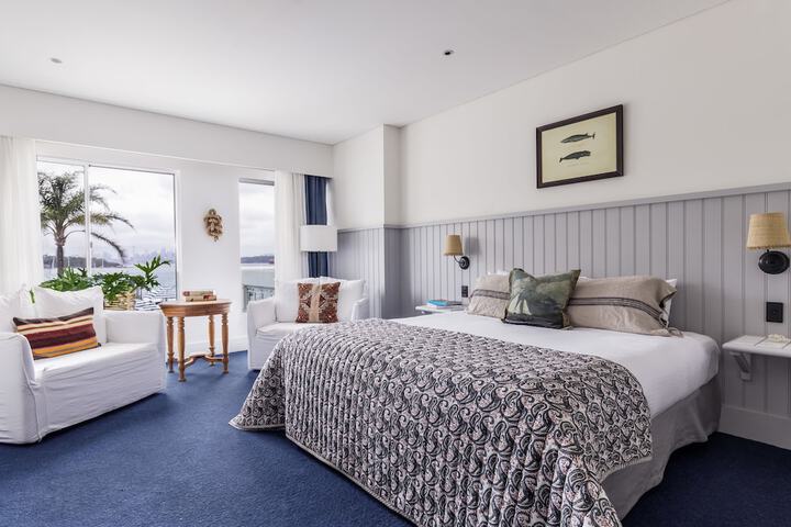Room 5 of 70