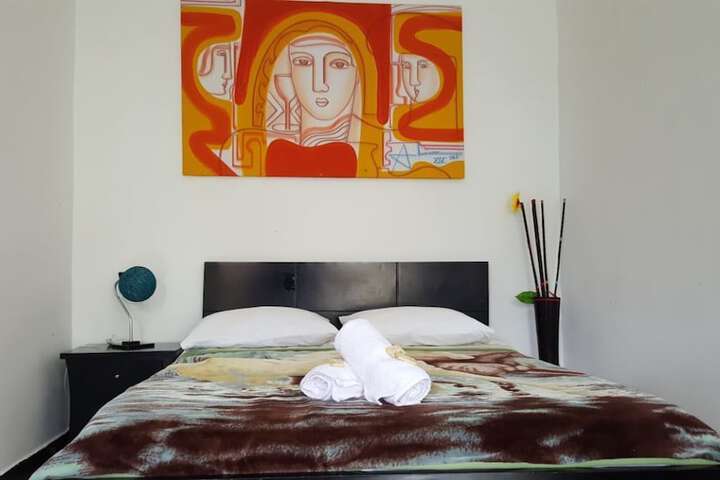 Room 9 of 39
