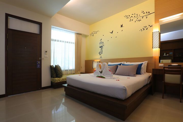 Room 15 of 64