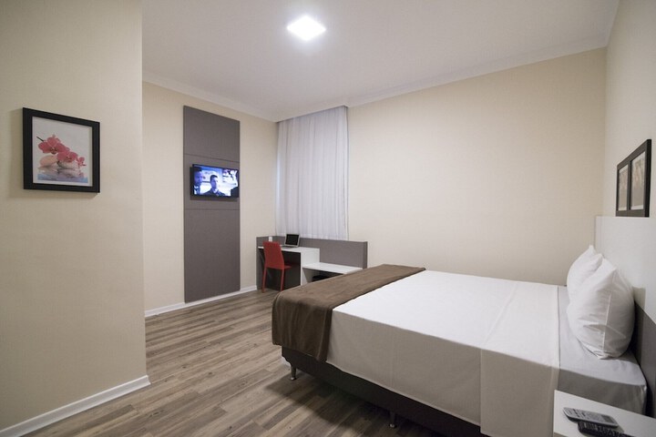 Room 15 of 70