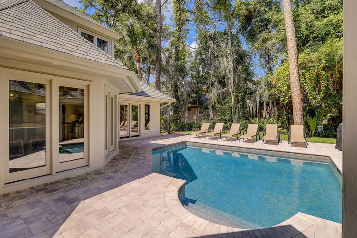 Pool 16 of 24