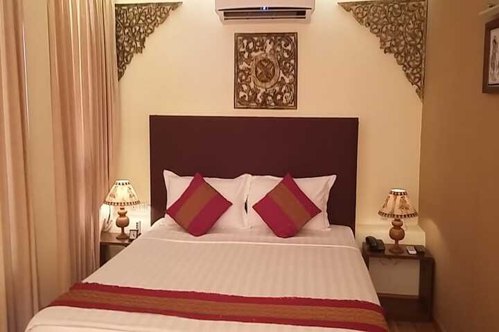 Room 20 of 67