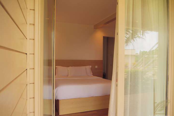 Room 4 of 71