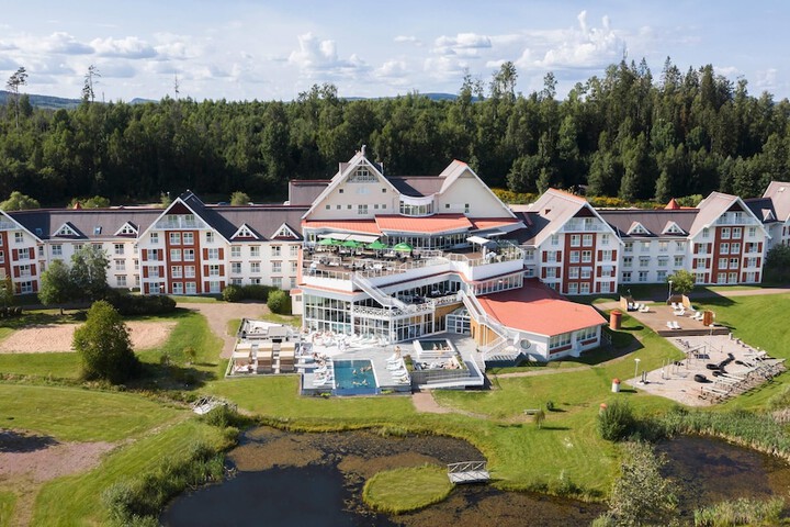 Hotel 98 of 101