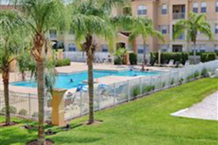 Pool 33 of 45