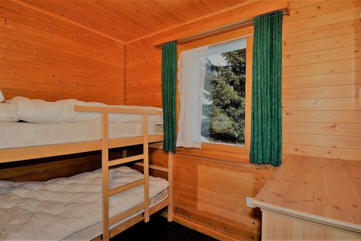 Room 5 of 15