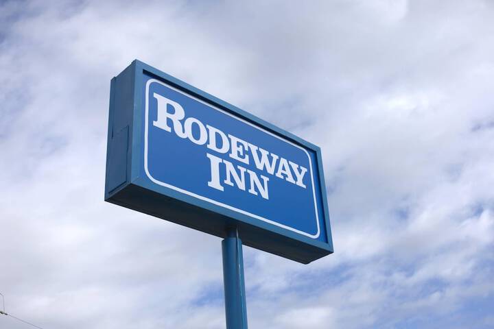 Rodeway Inn in Livingston, TX