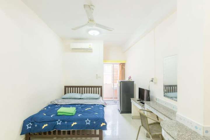 Room 15 of 31