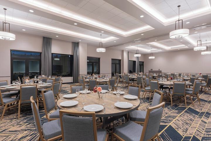 Meeting facility