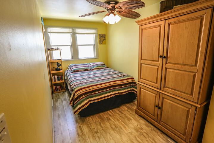 Room 4 of 15