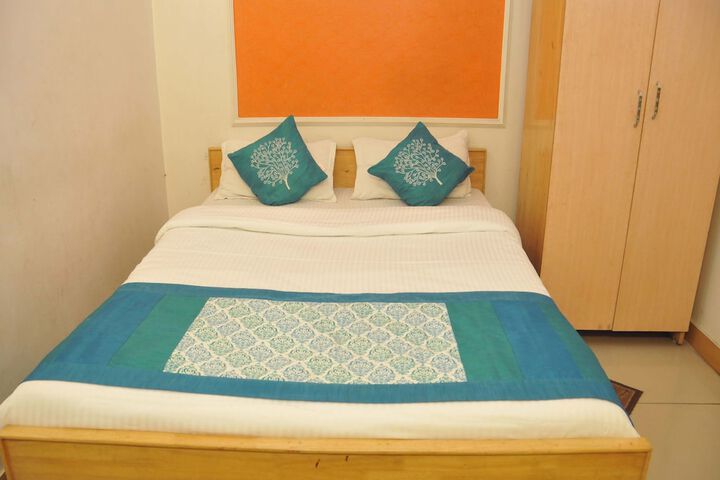 Room 14 of 20