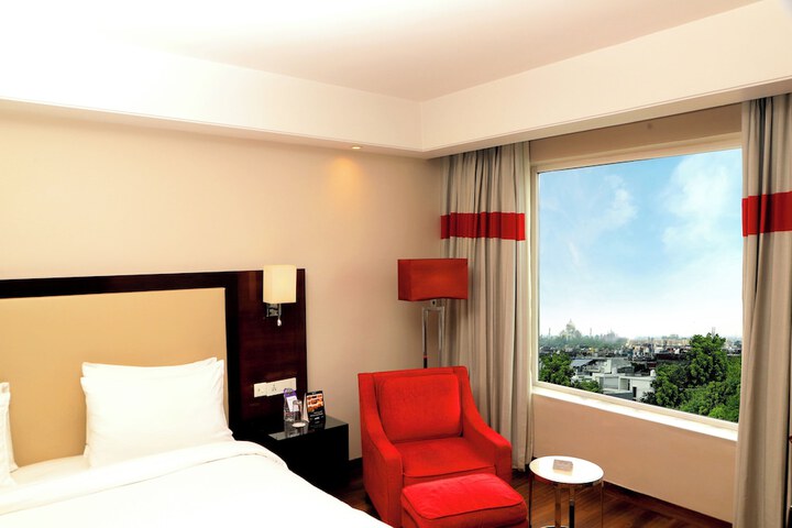 Exterior of Radisson Hotel Agra