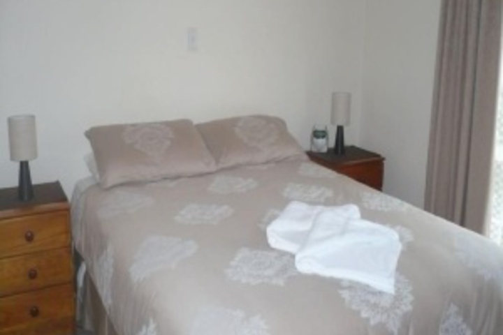 Room 9 of 108
