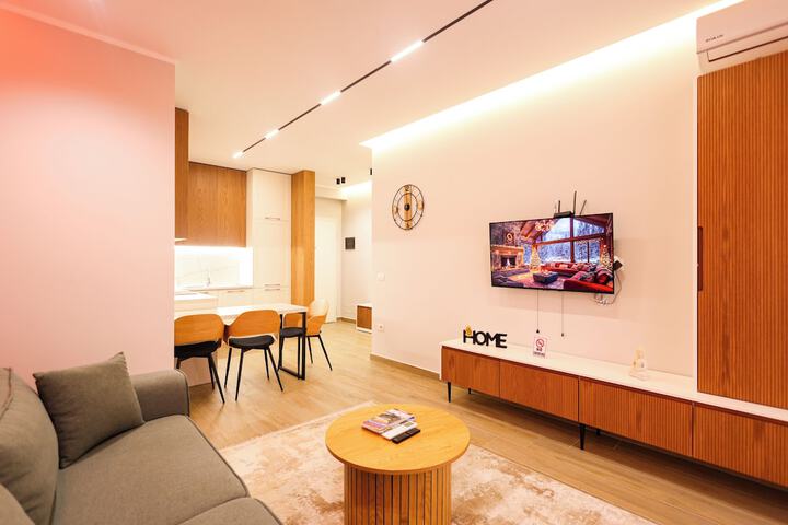 Room 76 of 162