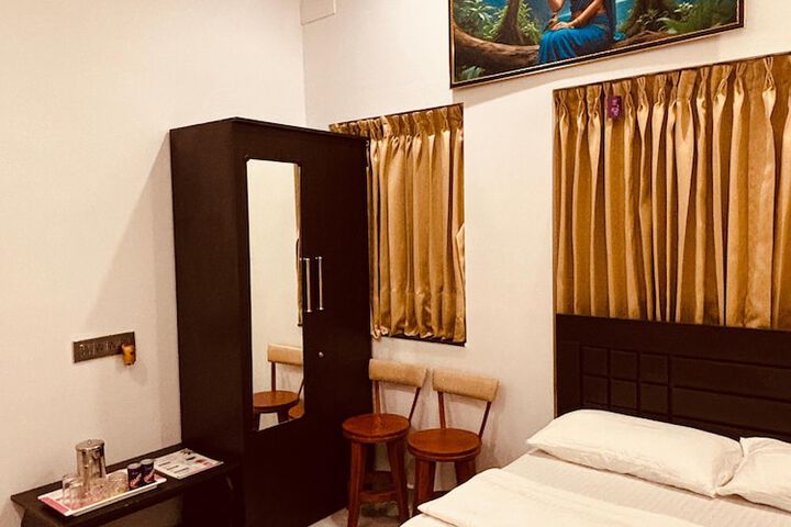 Room 11 of 68