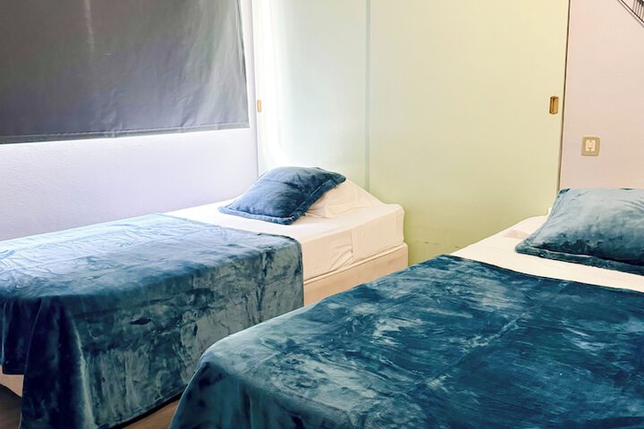Room 16 of 35