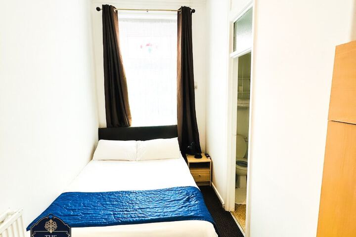 Room 14 of 49