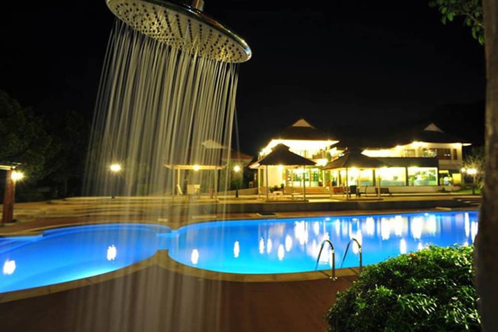 Pool 52 of 113