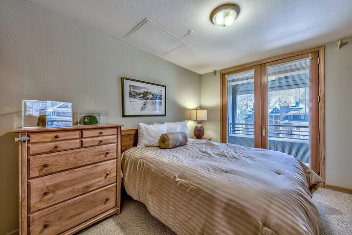 Room 26 of 190