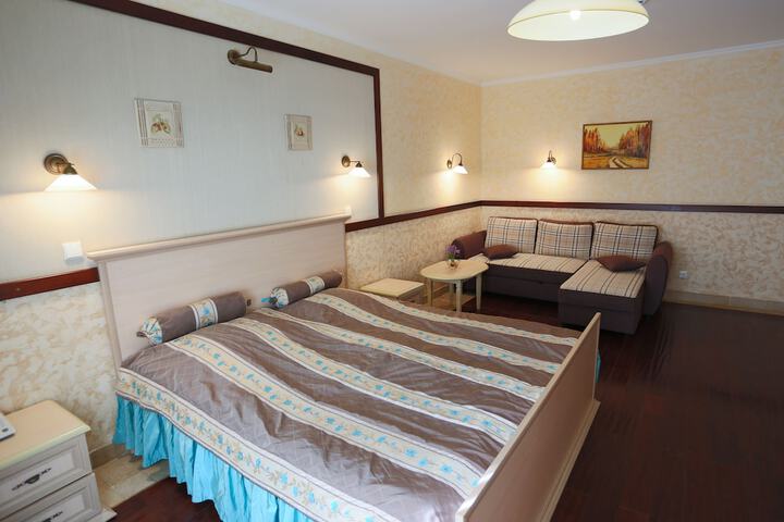 Room 65 of 89