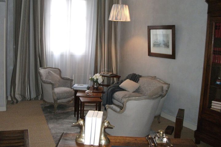 Room 18 of 32