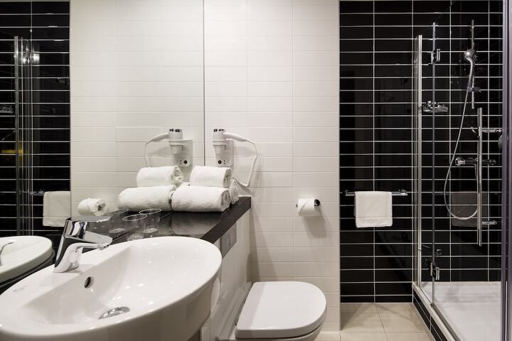 Bath Photo