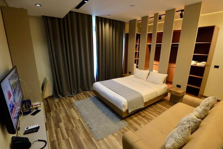 Room 69 of 147